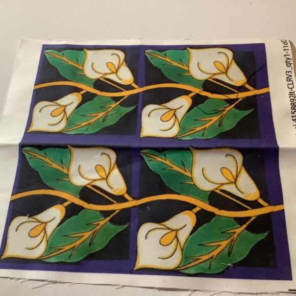 2 Latina Cotton Squares, Calla Lilies - Picture 2 of 3